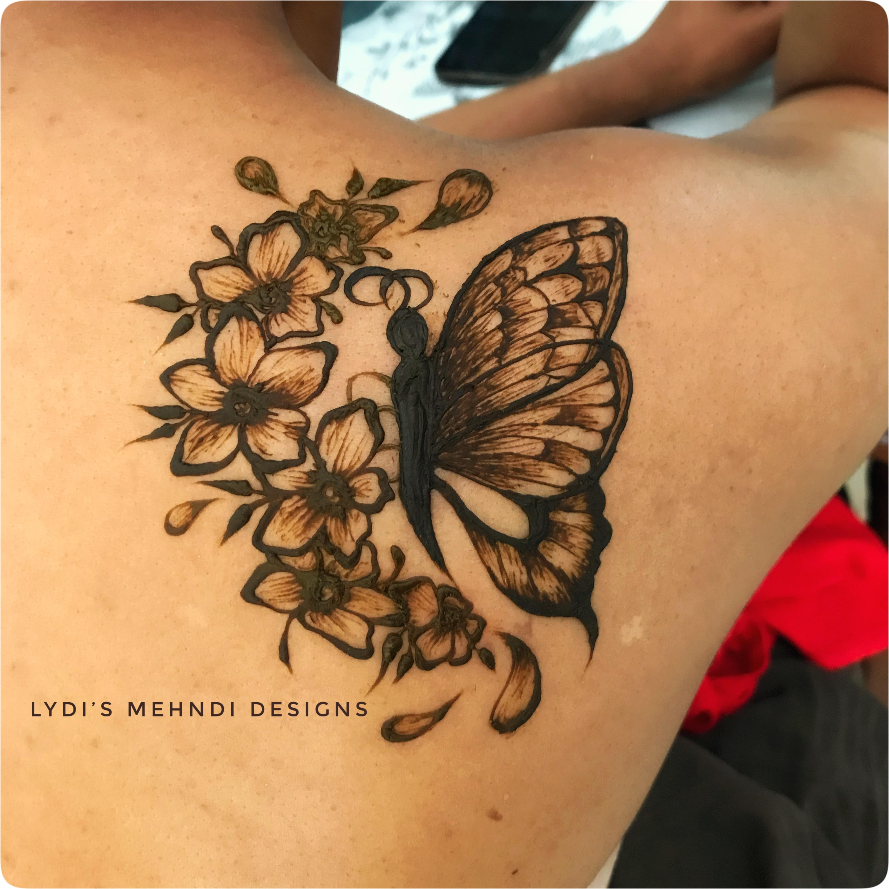 A Big Adorable Butterfly Mehndi Design For Kids - K4 Fashion-sonthuy.vn